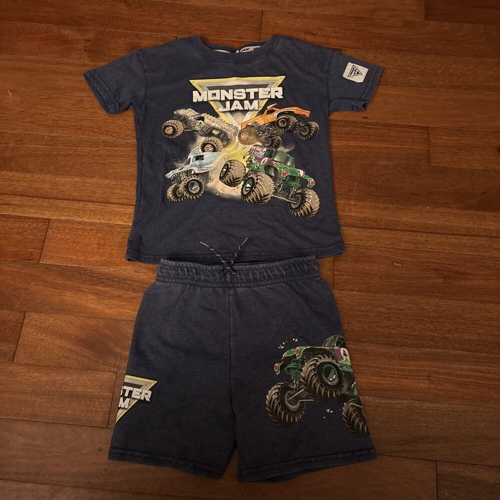 Monster Jam Boys 5T Blue Graphic Print Monster Truck Crew Neck T-Shirt Shorts